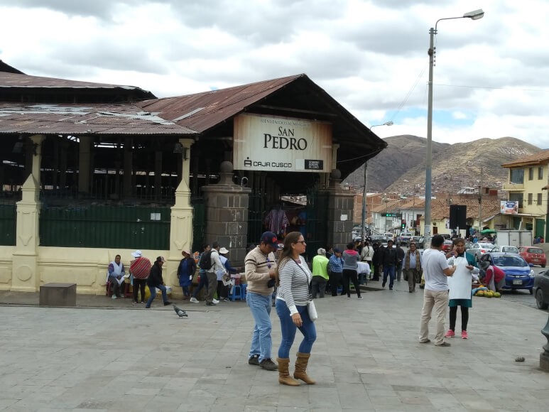 Mercado De San Pedro Cusco